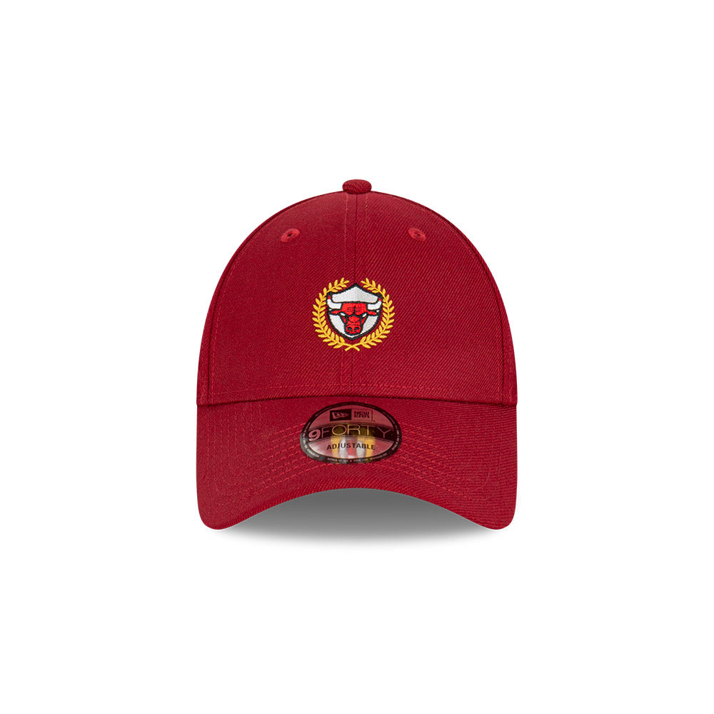 Chicago Bulls Hat - NBA Laurel Leaf Collection Red 9Forty Strapback Cap - New Era